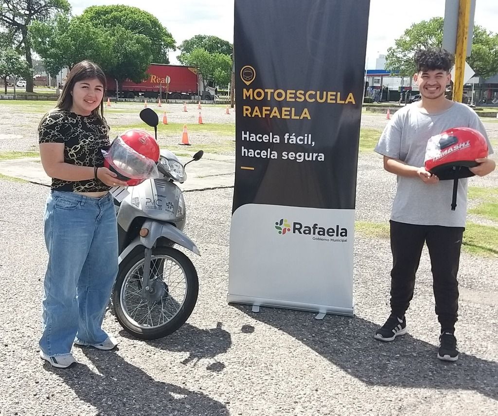 Moto Escuela Rafaela continúa con sus capacitaciones prácticas en el Predio de la Flor