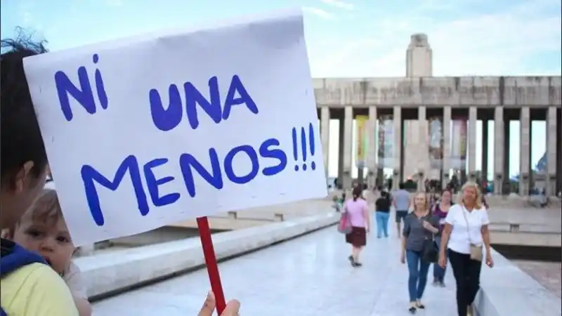 Rosario: habilitan Whatsapp para ampliar atención a víctimas de violencia de género
