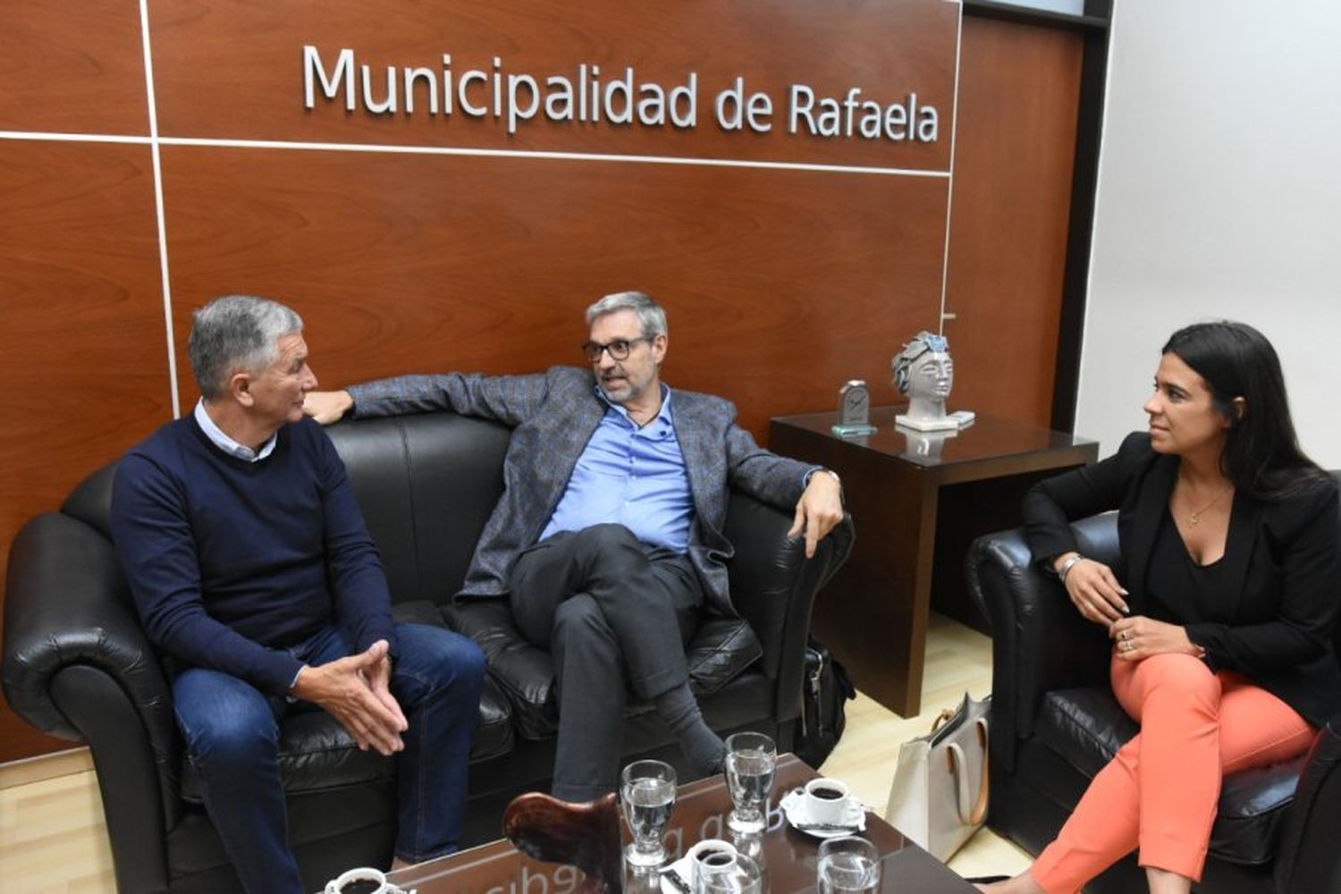 Fotomultas: Jorge Muriel se reunió con representantes de la empresa que desarrolla este sistema, “Servicio y consultoría”, para evaluar su implementación en Rafaela.