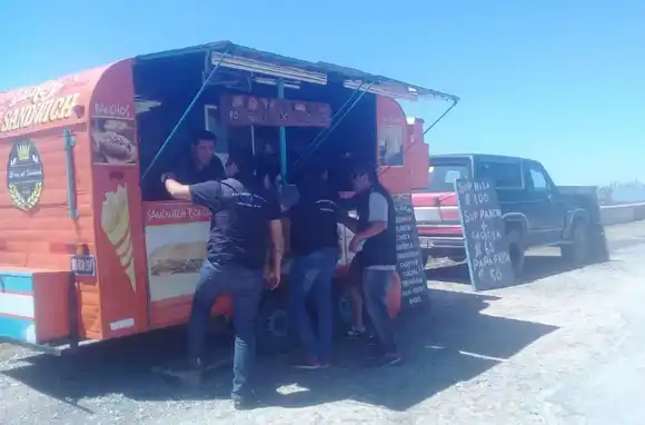 Infraccionaron en la costa a 8 foodtrucks sin habilitación municipal