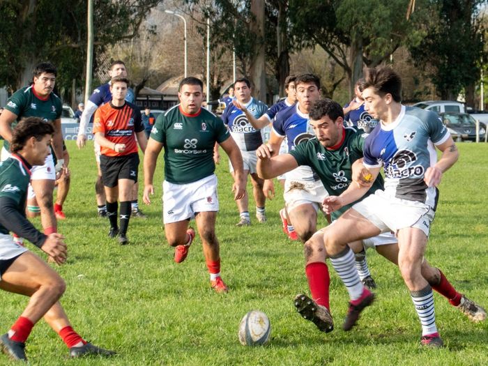 Los 50 logró una ajustada victoria ante San Ignacio
