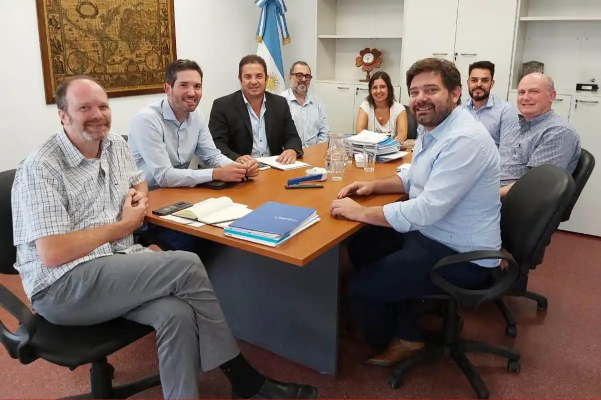 La provincia articula con Nación obras de infraestructura escolar para Entre Ríos