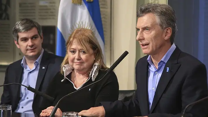 El Gobierno busca impedir que ingresen inmigrantes con antecedentes penales