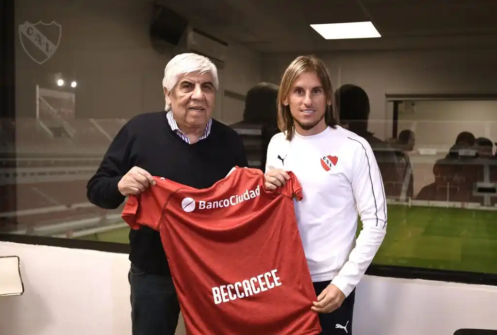 Beccacece: "Quiero formar un equipo que enamore a la gente"