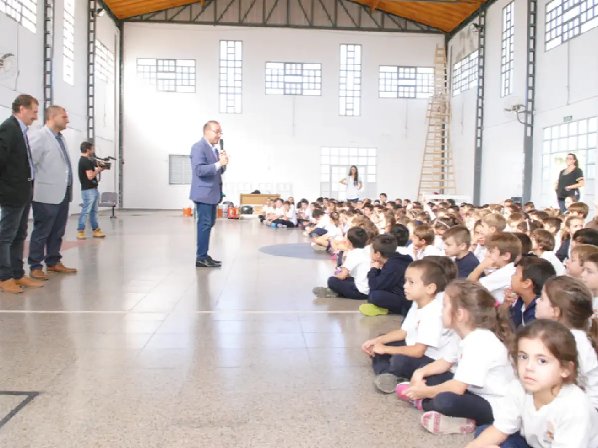 Las charlas de educación vial llegaron a la escuela Fava de Esteban