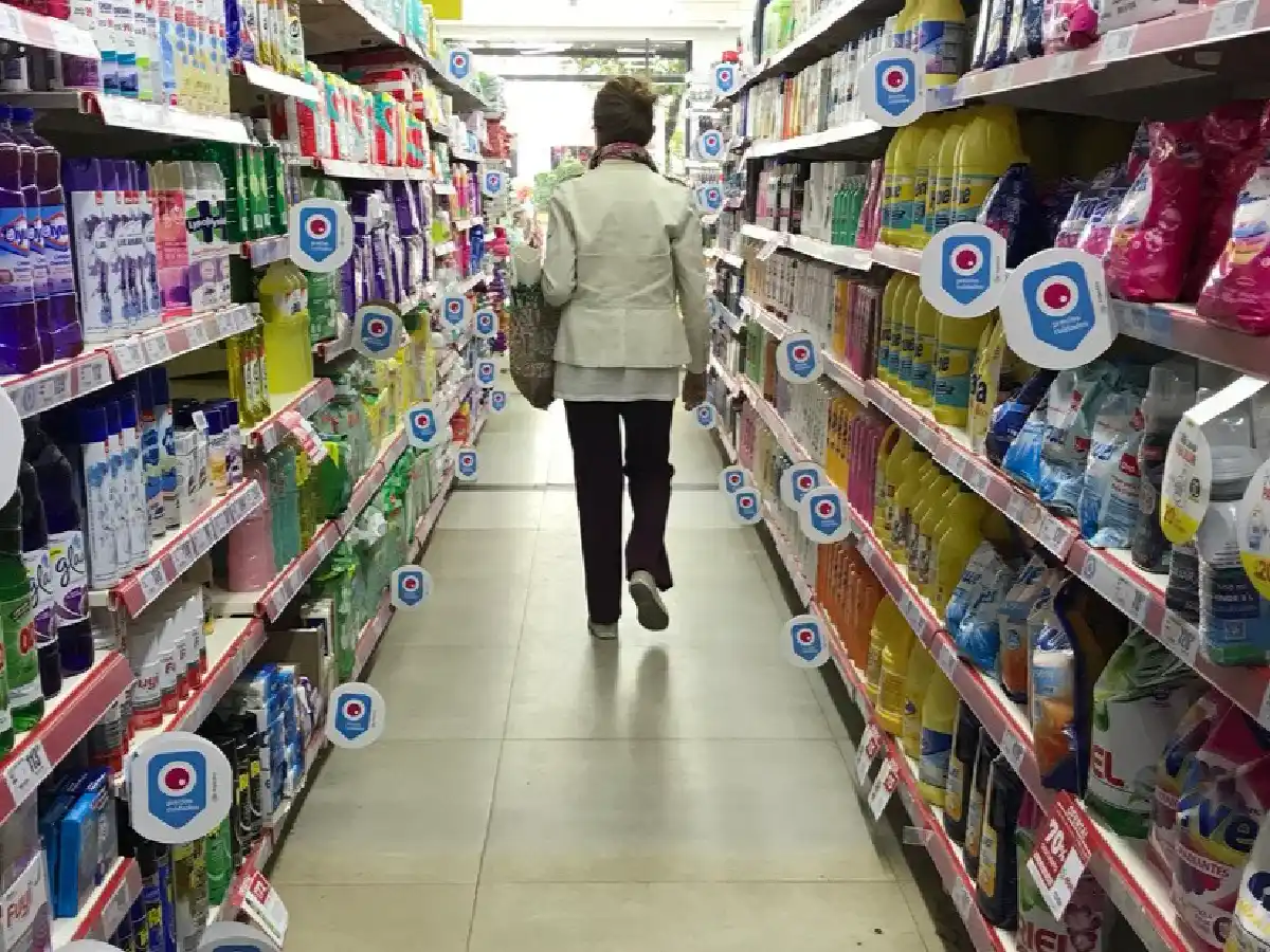 Una familia necesitó más de $72 mil para no ser pobre