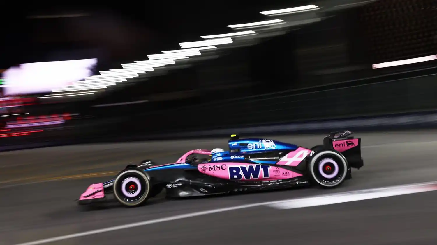 Fórmula 1: ganó Verstappen, descalificaron a los dos McClaren y Colapinto terminó 15°