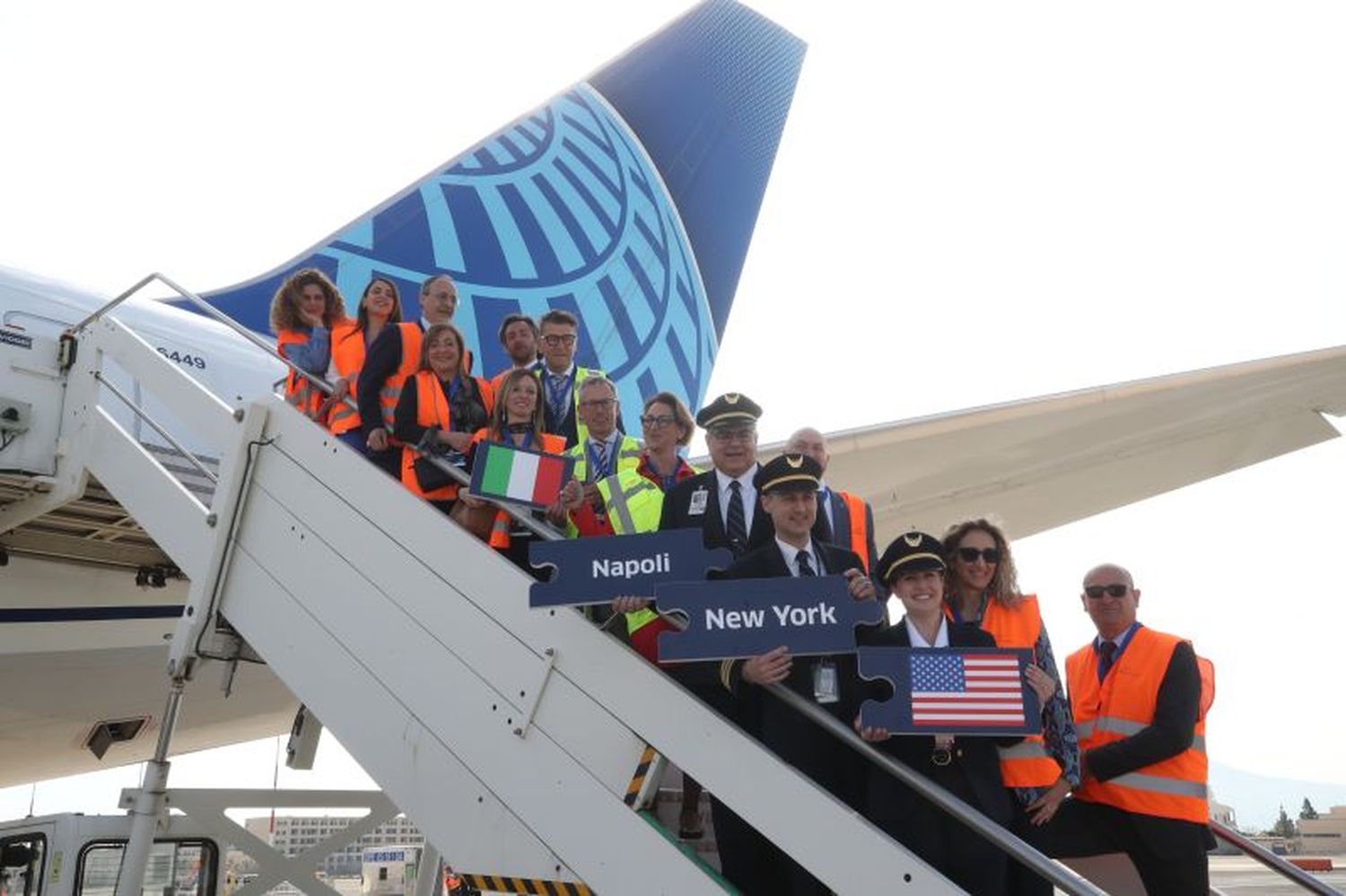 United Airlines resumes service between Newark and Naples