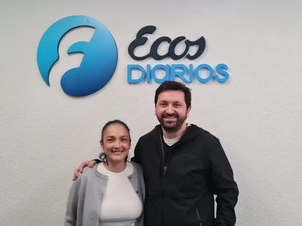 Convicción. Pablo Juliano, diputado nacional del radicalismo, dijo que esta decisión electoral fue la correcta. A su lado Graciana Maizzani.