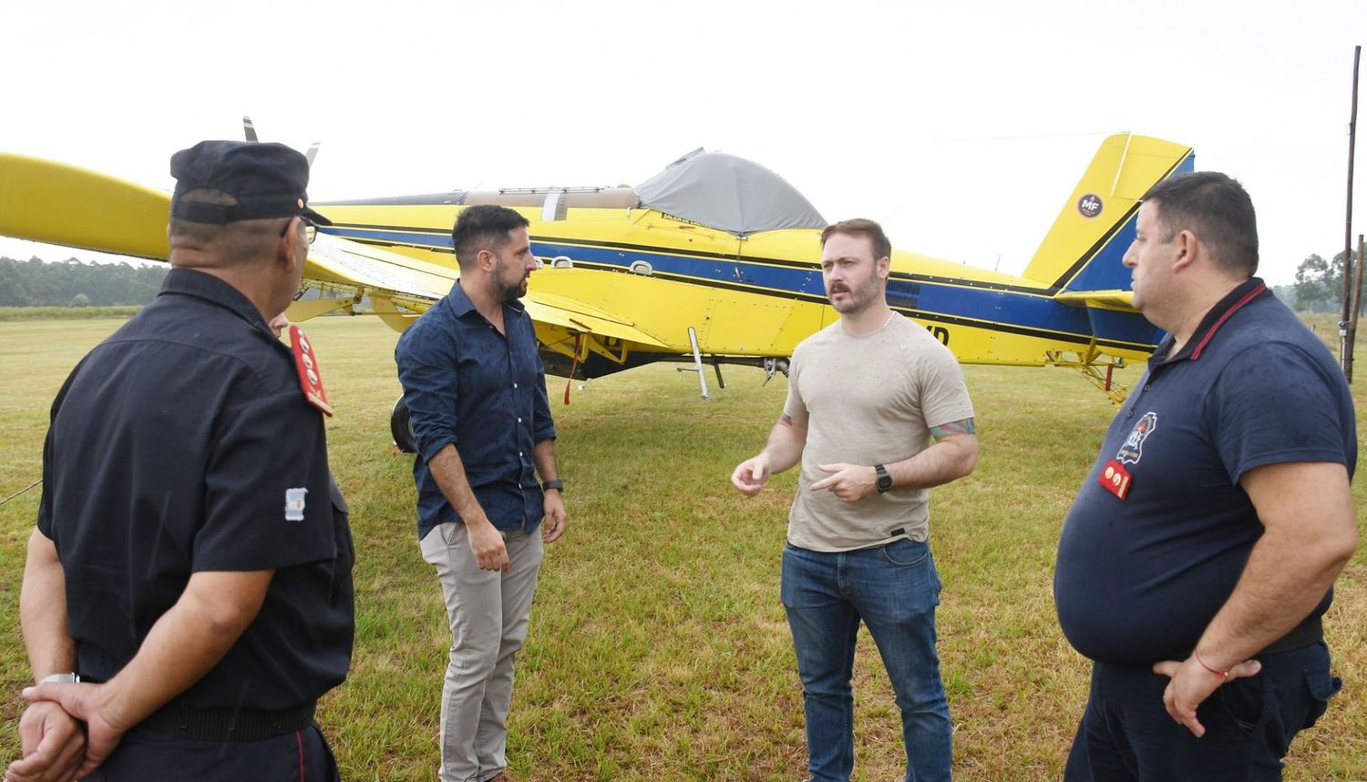 Azcué presidió una nueva reunión del comité de emergencia donde se estableció el protocolo de acción que tendrá el avión hidrante
