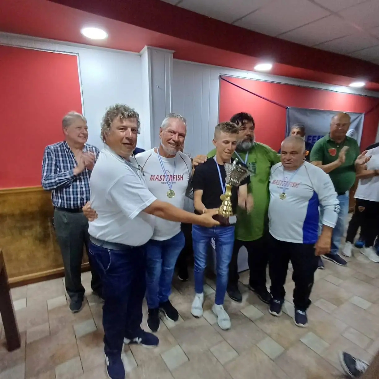 El momento de la premiación.