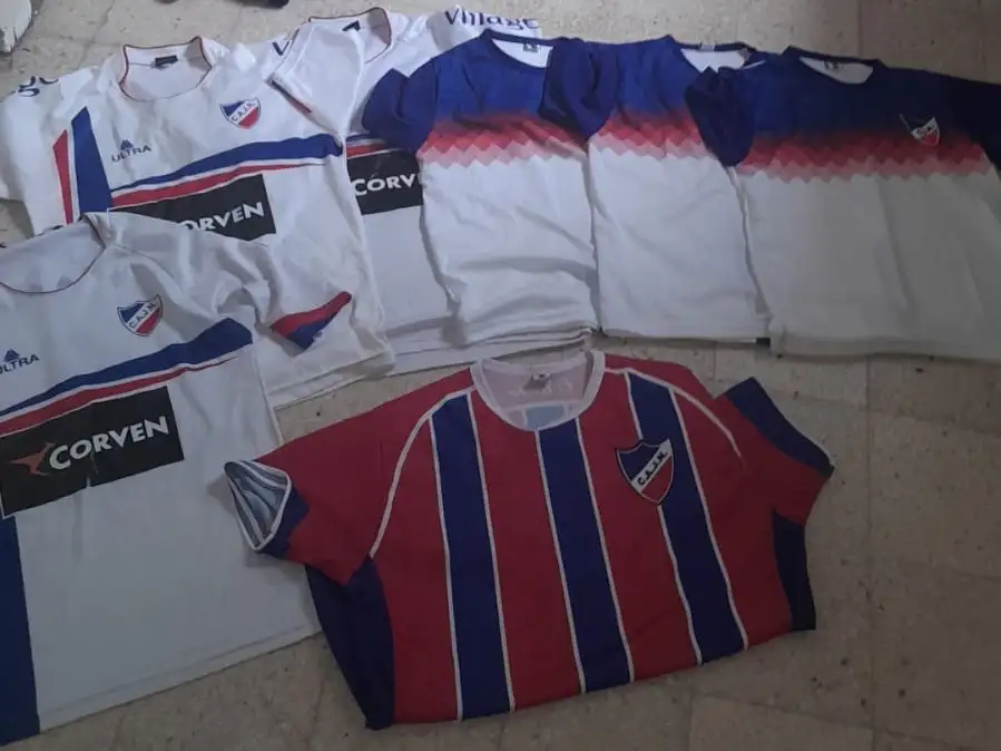 Camisetas recuperadas.