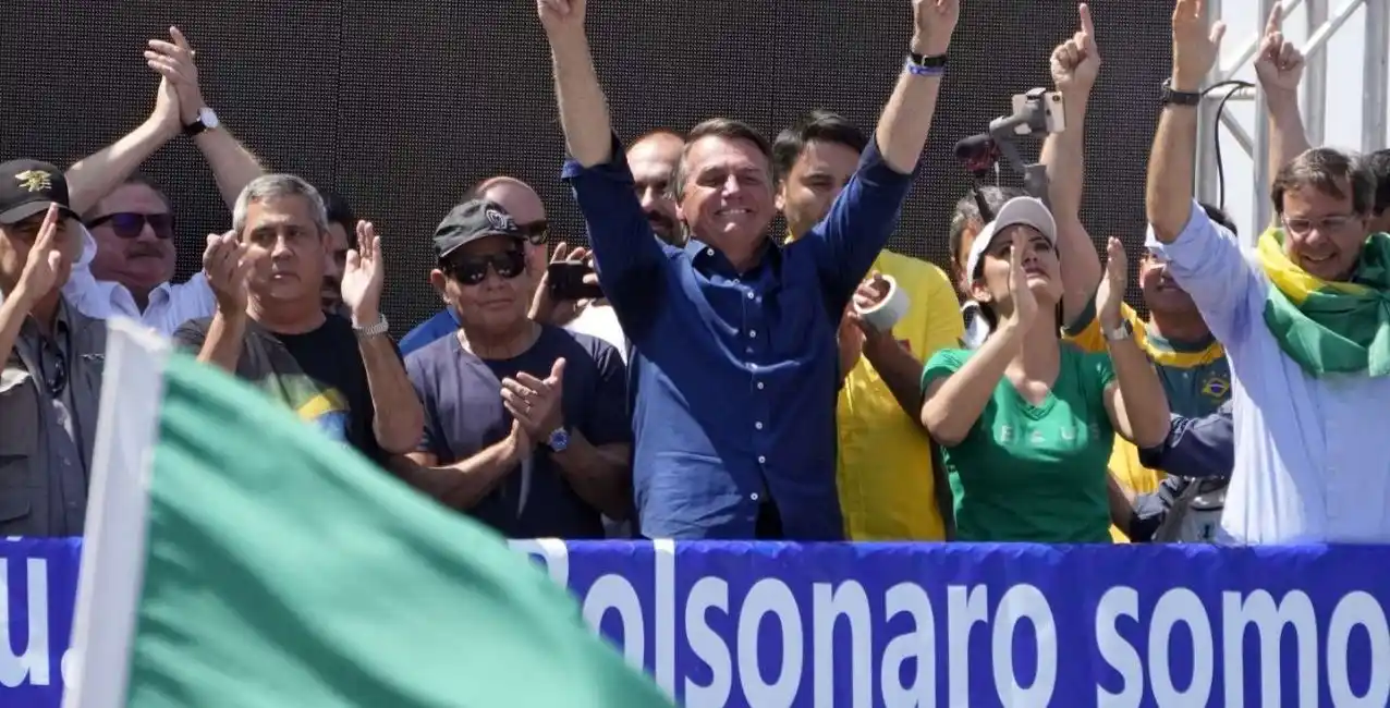 Crece la sombra de un golpe en Brasil tras las amenazas de Jair Bolsonaro