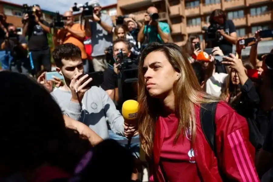 En silencio: así llegó la selección de España a la concentración en medio del escándalo por la nueva convocatoria