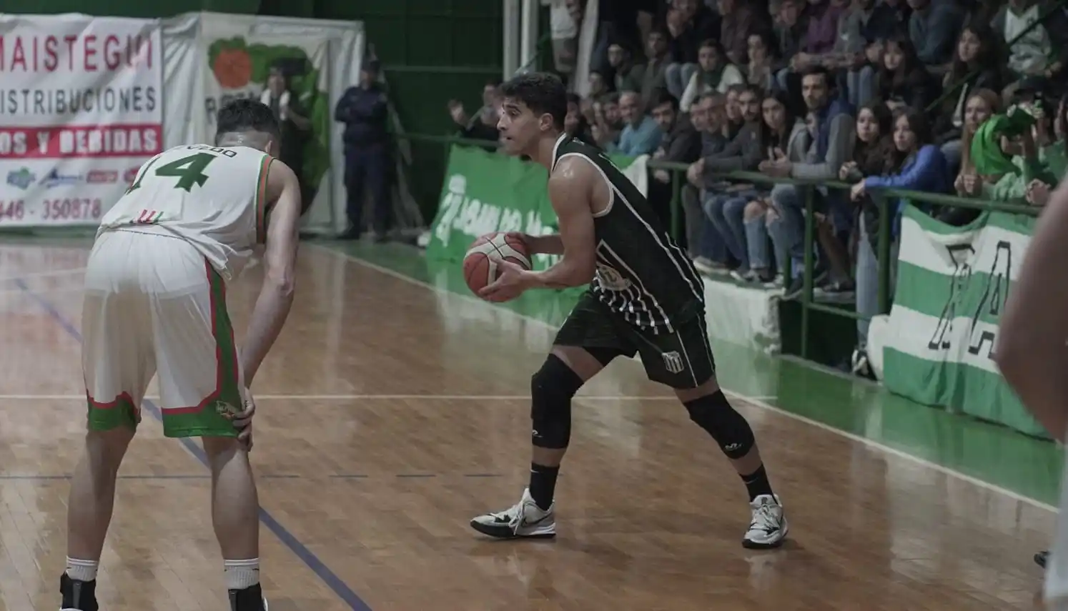 Central Entrerriano y Racing venden entradas para los partidos del miércoles