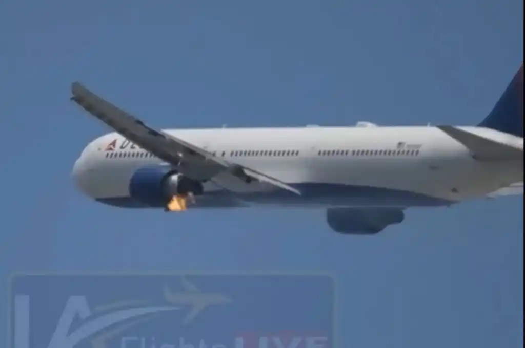 Se incendió el motor al despegar