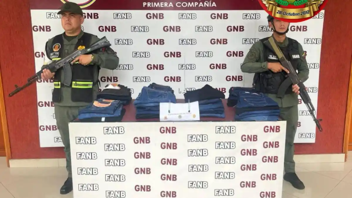 PANTALONES DE LA DROGA: incautaron más de 18 kilogramos de cocaína impregnada en la ropa