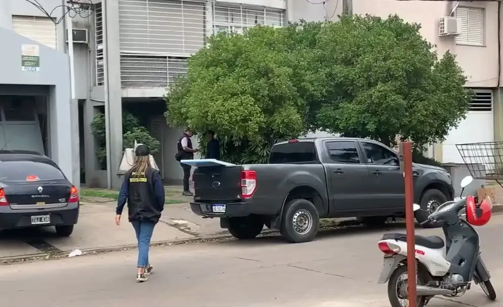 Una de las viviendas allanadas este domingo.
