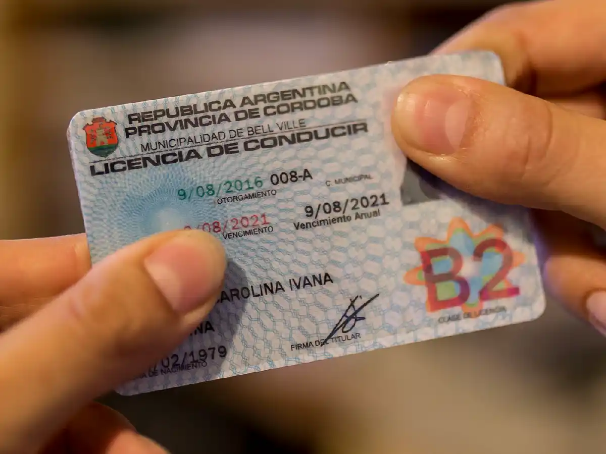 En una ciudad de Córdoba darán descuentos en carnet de conducir a vacunados