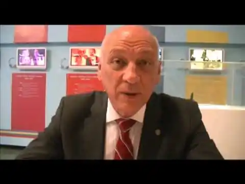 Antonio Bonfatti cruzó a Carrió por “la crítica permanente”