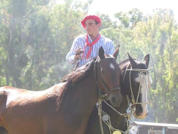Se encuentra en estado crítico el jinete que había sido golpeado por su caballo