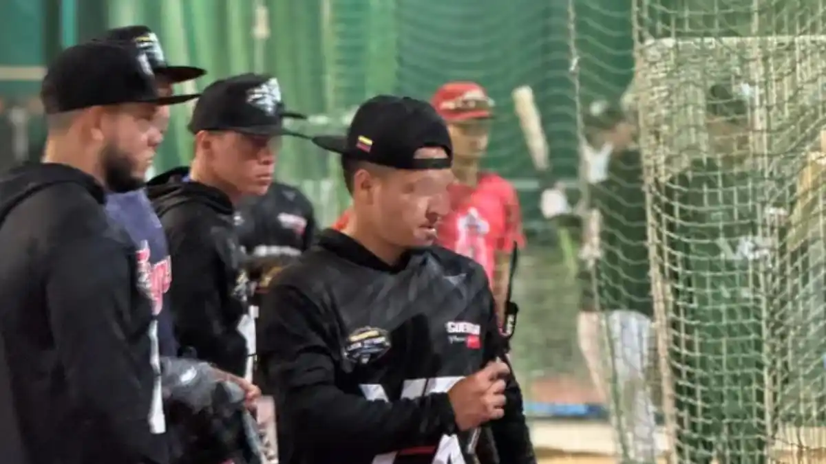 Diecinueve jóvenes beisbolistas VENEZOLANOS PIDEN ASILO EN ESPAÑA