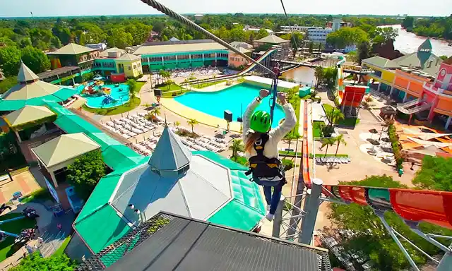 Kicillof, Massa y Zamora encabezan el acto de reapertura de Aquafan, el emblemático parque acuático de Tigre