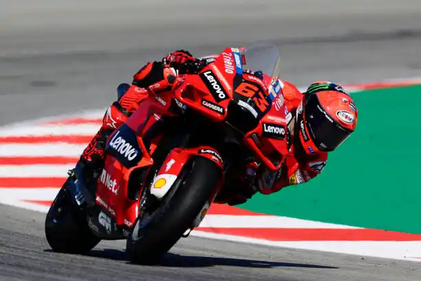 Bagnaia dominó con la Ducati.