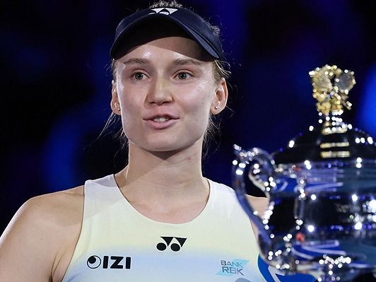 La kazaja Elena Rybakina (5) se proclamó campeona del Abierto de Australia tras imponerse a la número uno del mundo, Aryna Sabalenka.Foto:AUSTARLIAN OPEN