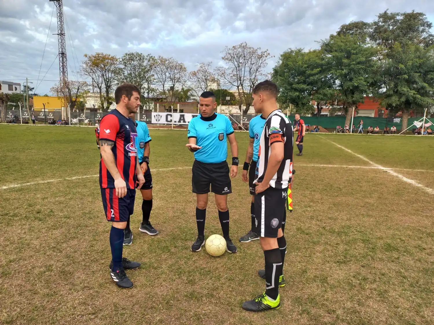 Primera A: Atlético bajó a Rivadavia y mañana si ganan Paraná y CADU serán los nuevos punteros