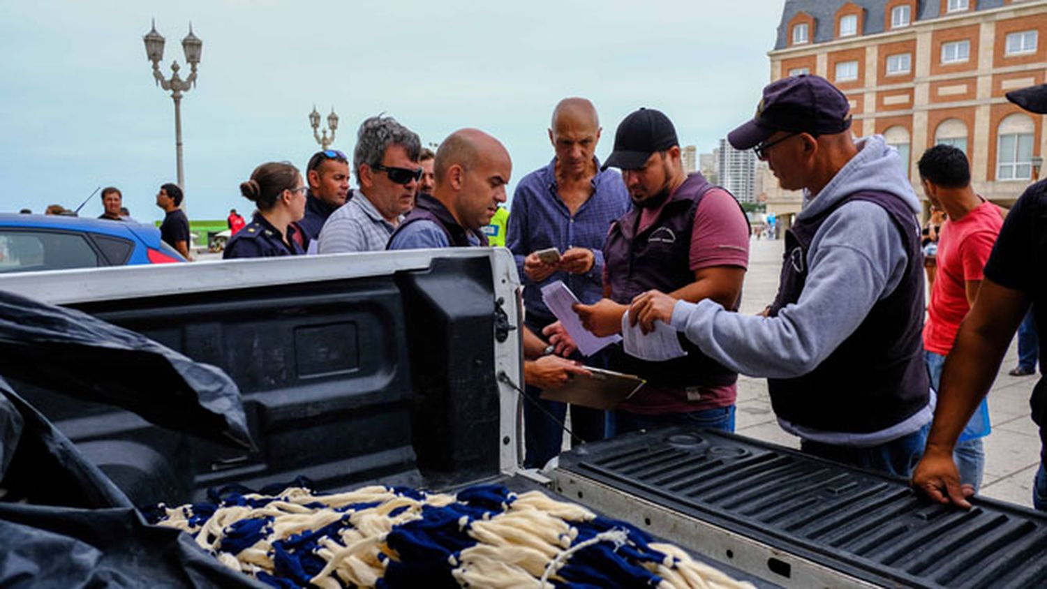 El Municipio secuestró mercadería en la Rambla