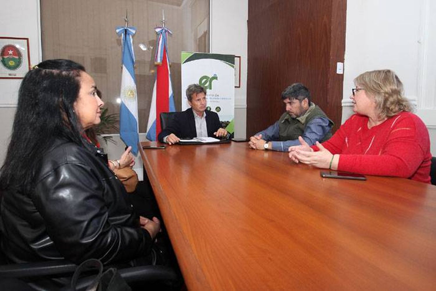 Avanzan en gestiones  para la construcción del  edificio de la Departamental  de Escuelas de Villaguay