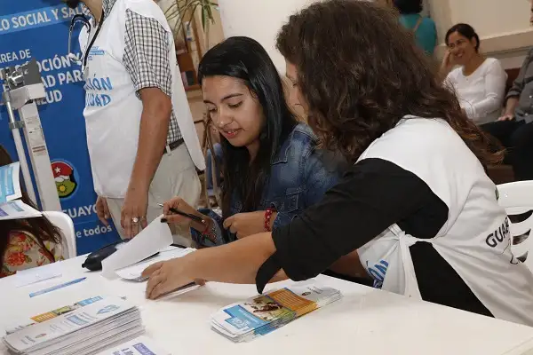 Realizan controles en los centros de salud y en la Municipalidad
