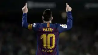 Messi recibió la Cruz de Sant Jordi por su aporte a Cataluña
