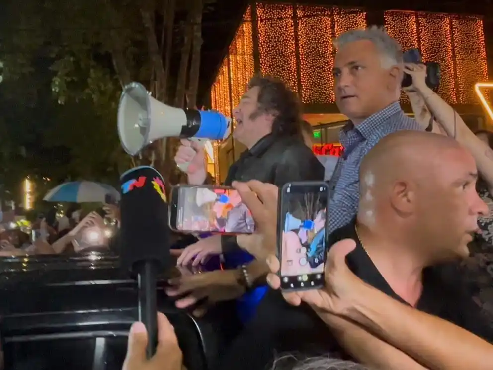 Milei encabezó la Caravana de la Gratitud en Mar del Plata: ratificó déficit cero y mano dura contra los  menores que delinquen