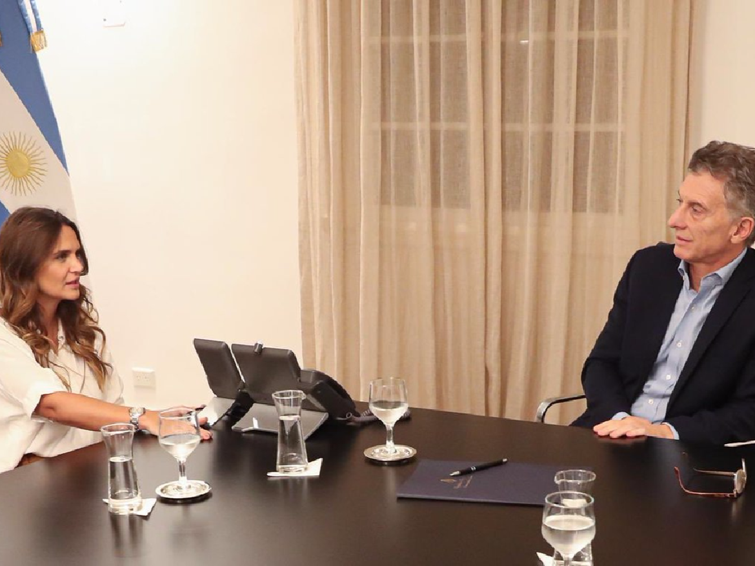 Amalia Granata: "Macri es pañuelo celeste"