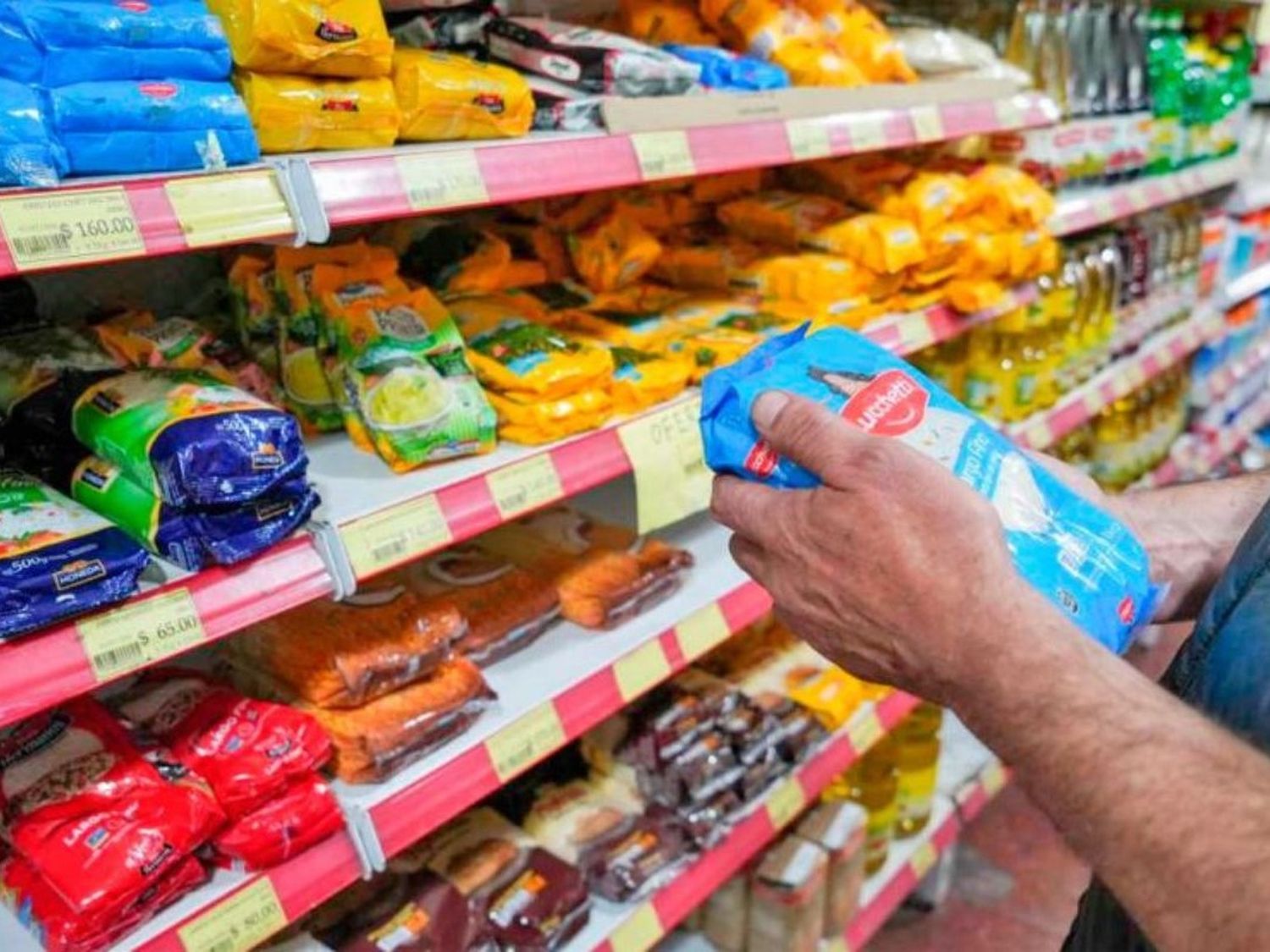 imagen La inflación subió 3,7% en marzo y acumuló 55,9% interanual