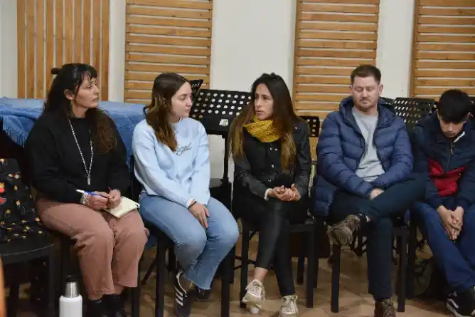 Jóvenes de Chascomús realizan campañas solidarias en el marco de la Agenda Participativa