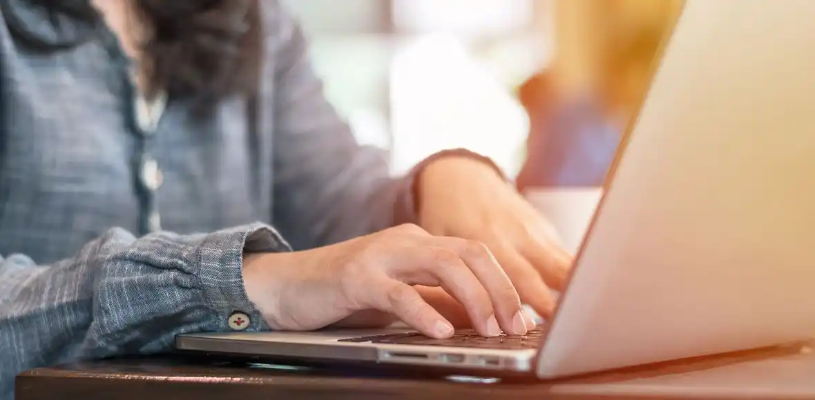 Los gremios docentes continúan esta semana con los paros virtuales