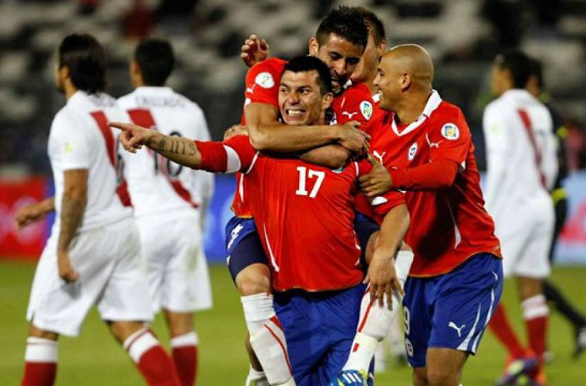 Chile saca una leve ventaja sobre Perú en un reñido historial