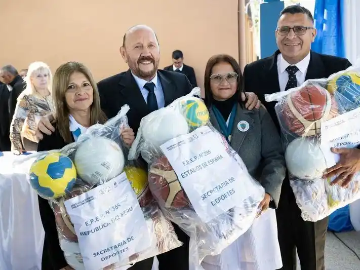 “Lo que tenemos, lo repartimos”: Insfrán defendió 
el modelo formoseño frente al ajuste nacional
