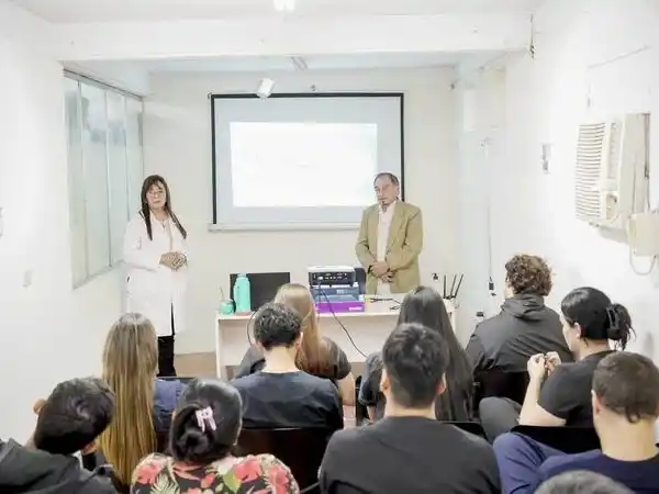 Hospital de emergencia: comenzó la semana
de la kinesiología con una jornada institucional