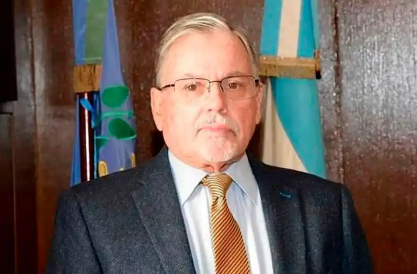 Aceptan la renuncia de Eduardo De Lázzari como juez de la Corte bonaerense