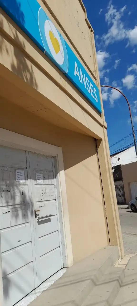 Sigue el pago de jubilaciones y asignaciones: quiénes cobran hoy