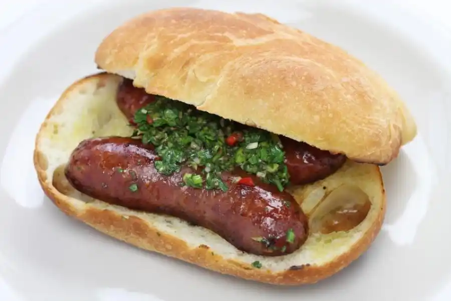 Entre los mejores, el choripán: es uno de los sándwiches elegidos en el mundo