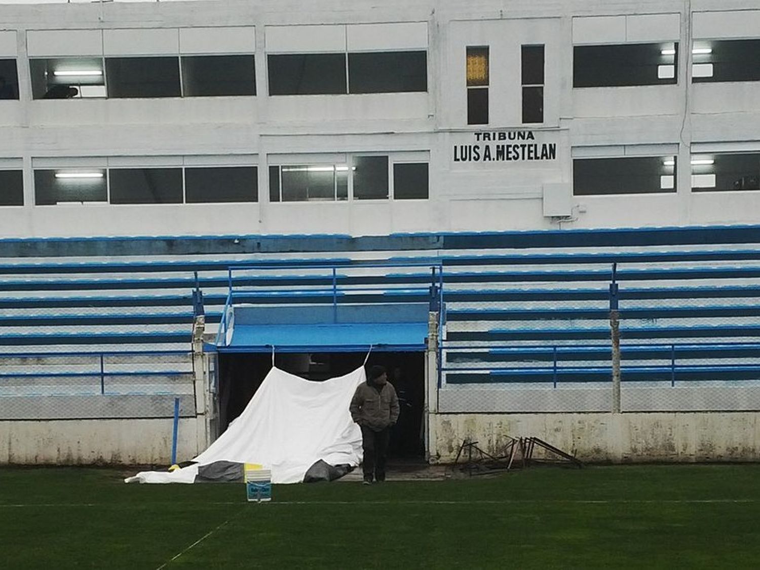 El fútbol local, suspendido
