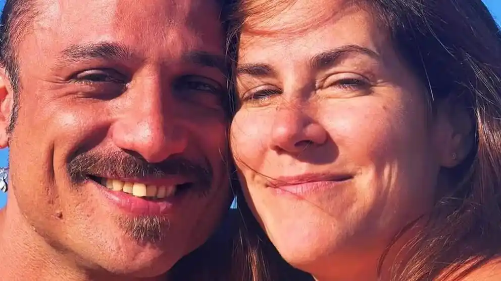 A puro romance: el apasionado beso entre Daniel Osvaldo y Daniela Ballester