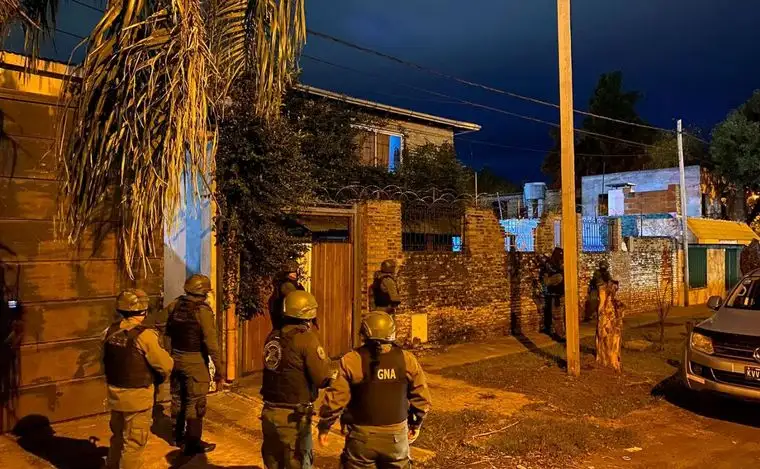 Múltiples allanamientos con resultados exitosos.