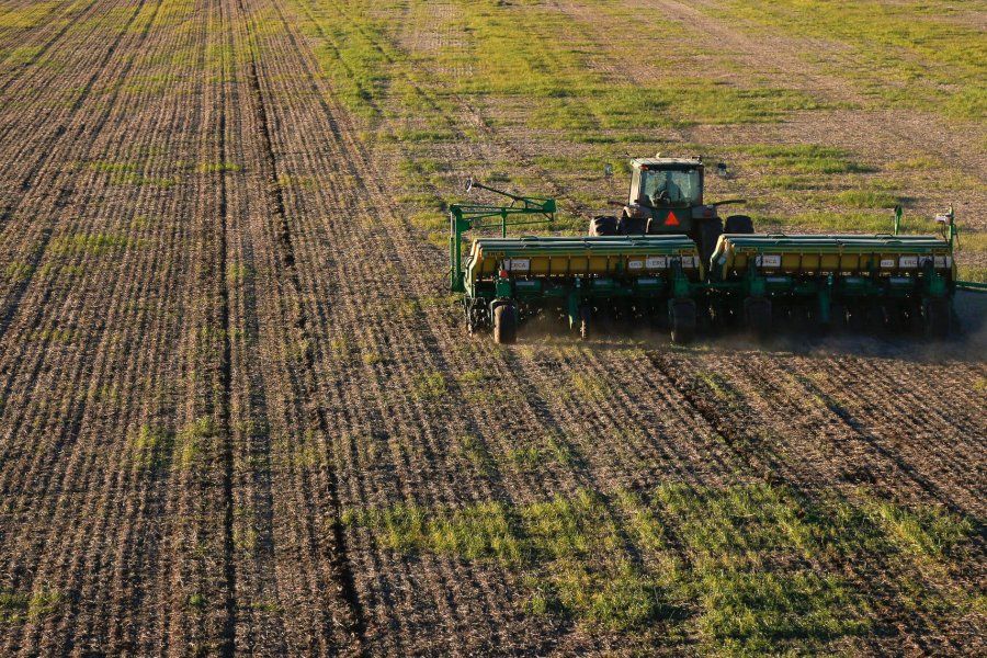 Tras la sequía y con el frente climático despejado, el campo espera reglas claras y previsibles para 2024
