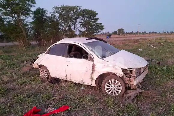 Perdió el control de su vehículo y dio varios tumbos: afortunadamente salió ileso